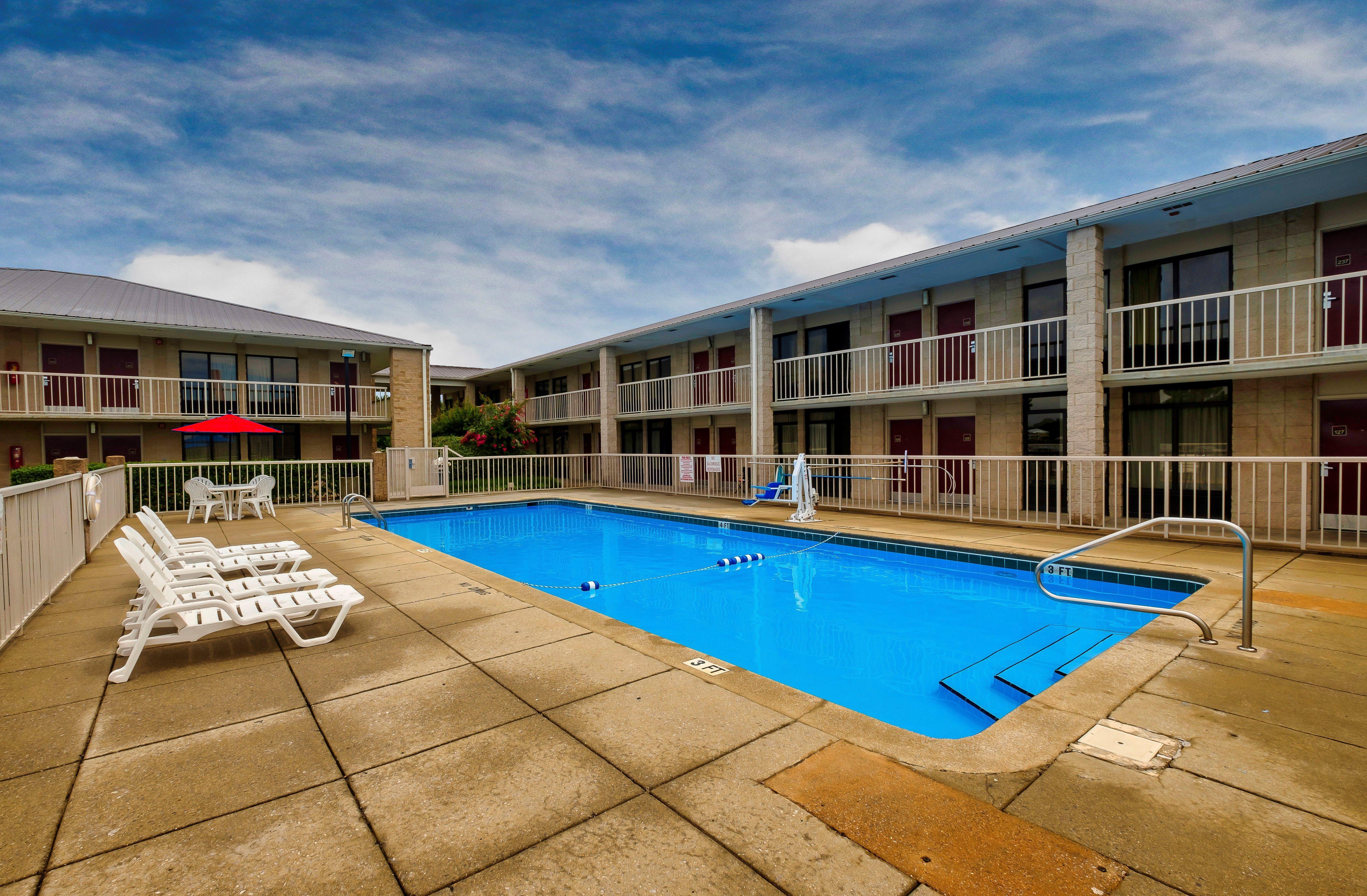 Red Roof Inn Gadsden Exterior photo